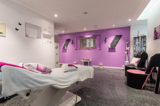 Express Gesichtsbehandlung für 2 - inkl. Cüpli, Kaffee oder Mineral 2 