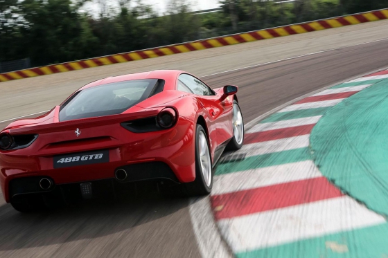 Ferrari 488 GTB - 2 Runden auf der Rennstrecke 1 