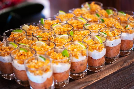 Sunntigsbrunch für 2 - mit Prosecco à discrétion im Swiss-Chalet  4 