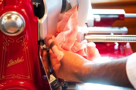 Sunntigsbrunch für 2 - mit Prosecco à discrétion im Swiss-Chalet  5 