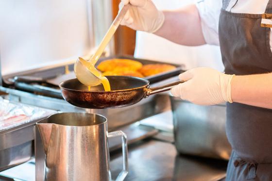 Sunntigsbrunch für 2 - mit Prosecco à discrétion im Swiss-Chalet  8 