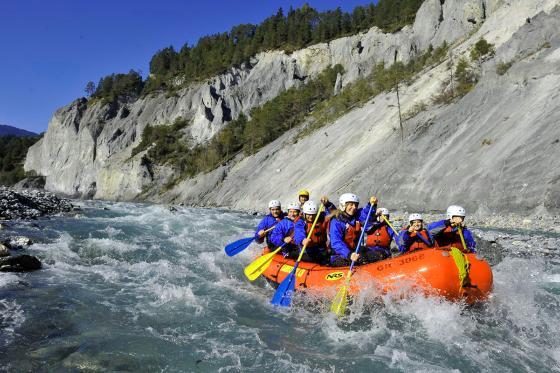 Rafting Vorderrhein - Tagestour in Graubünden  