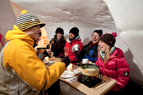 Winter Action in Engelberg - snowXmachine und Iglu Fondue 1 