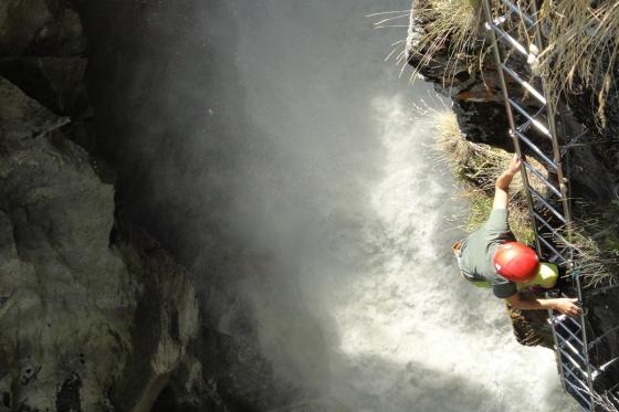 Via ferrata de nuit - Gorge alpine avec fondue pour 2 personnes 3 