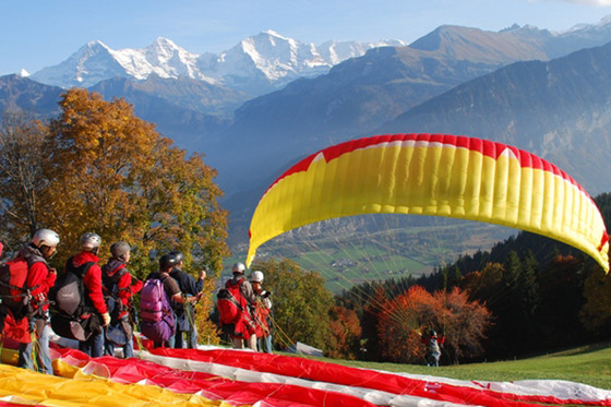 Vol en tandem à Interlaken - en parapente  