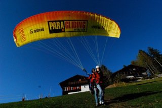Vol en tandem à Interlaken - en parapente 1 