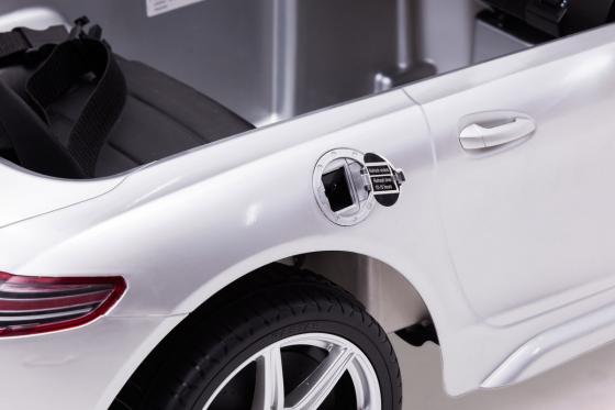 Mercedes-Benz SLS AMG - voiture électrique 1 