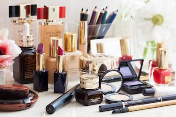 Schminkkurs - Tages Make-up für Freundinnen 3 