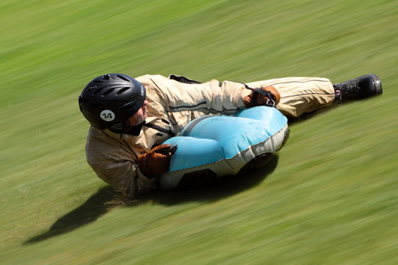 Airboarden für 2 - auf der Sprungschanze Einsiedeln 2 