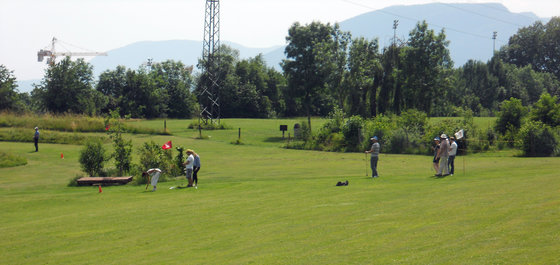 Swin Golf oder Foot Golf - für 2 Personen in Neuenburg 2 