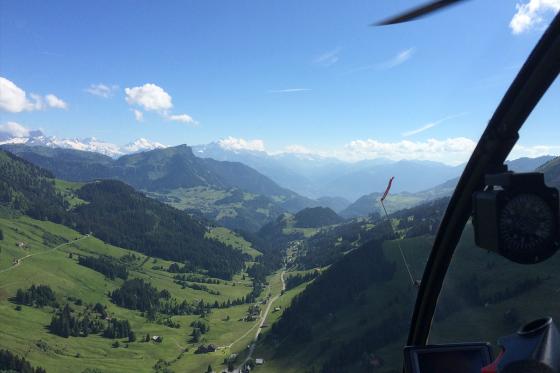 30 Min Helikopter fliegen - für 1 Person 2 