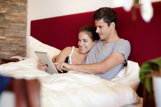 Séjour wellness au Panorama Resort & Spa - Chambre Superior Chic avec vue sur le lac, champagne & spa inclus 1 