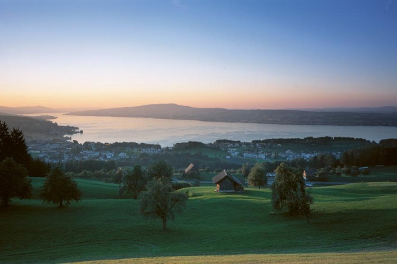 Séjour wellness au Panorama Resort & Spa - Chambre Superior Chic avec vue sur le lac, champagne & spa inclus 4 
