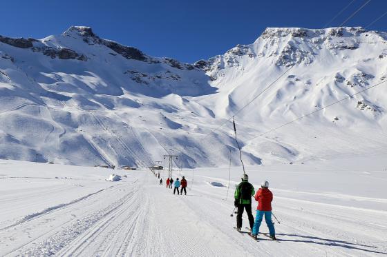 Ski-Tagespass & Fondue im Iglu  - für 2 Personen auf der Engstligenalp 4 