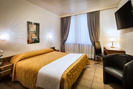 Nuitée à la Piazza Grande - Pour 2 personnes, à l’Hôtel dell' Angelo, Locarno 5 