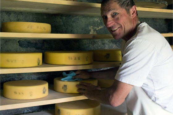 Visite d’une fromagerie d’alpage - Avec petit-déjeuner d’alpage pour 2 personnes 3 