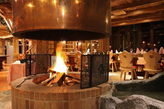 Wellnessaufenthalt in Leysin - 1 Übernachtung für 2 Erwachsene + 1 Kind inkl. Dinner und Spa 6 