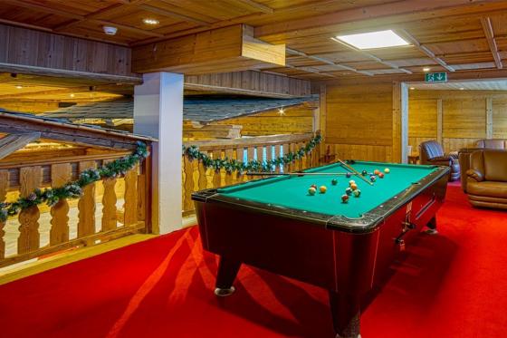 Wellnessaufenthalt in Leysin - 1 Übernachtung für 2 Erwachsene + 1 Kind inkl. Dinner und Spa 9 