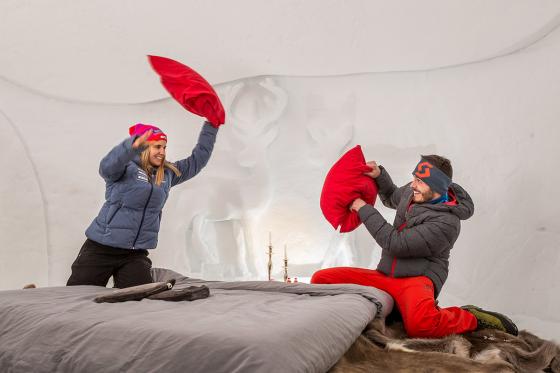 Schlaf-Iglu Engstligenalp - inkl. 3-Gang-Abendessen und Frühstück für 1 Person 2 