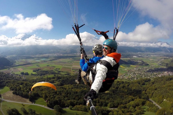 Aux commandes d'un parapente - Vol biplace pédagogique - Chablais vaudois  