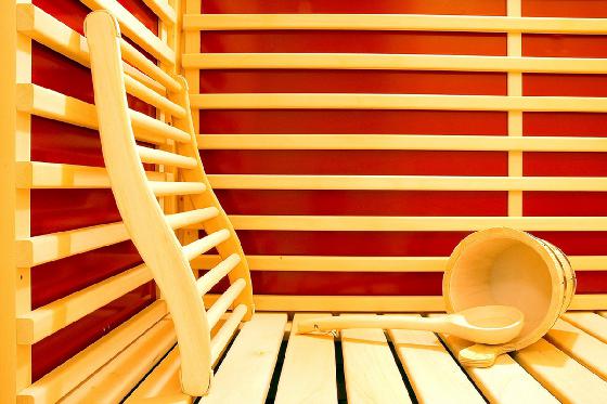 Übernachtung in Le Locle - 1 Übernachtung, beheiztes Hallenbad, Sauna und Frühstück 3 