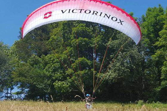 Tandemflug über den Jura - Für eine Person, 15 min Flug  mit Erinnerungsvideo  