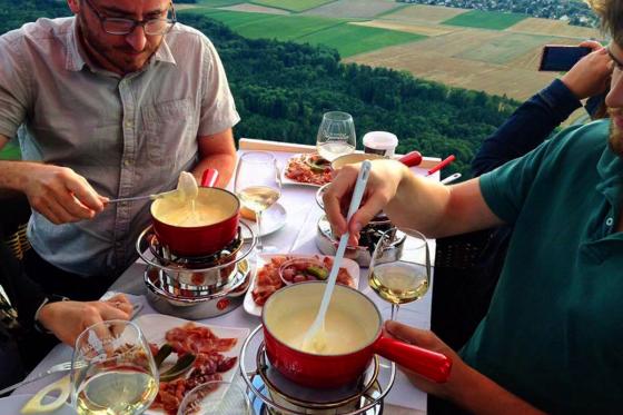 Vol en montgolfière & fondue - Pour 2 personnes, avec fondue au fromage à choix 1 