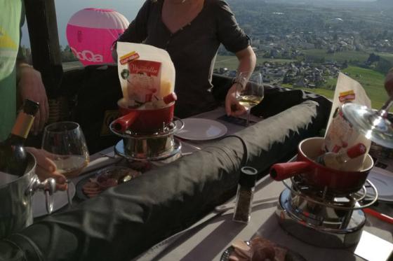 Vol en montgolfière & fondue - Pour 2 personnes, avec fondue au fromage à choix 4 