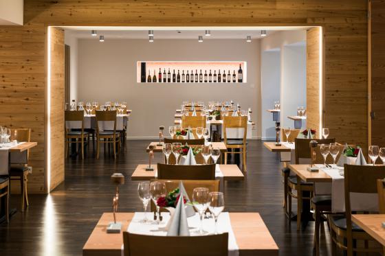 Vol en hélico et menu à 5 plats - Pour 2 personnes à Saint-Moritz 2 