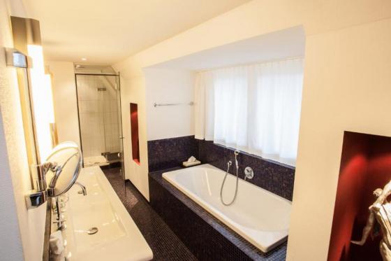 Wellness am See - 2 Übernachtungen inkl. 4-Gang-Dinner & Picknick 6 