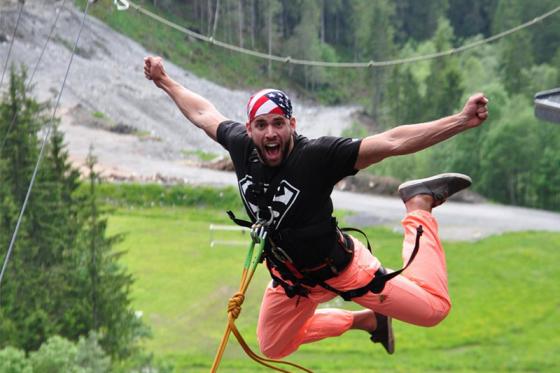 Canyon Swing dans les gorges - Un saut de 90 mètres dans le vide  3 