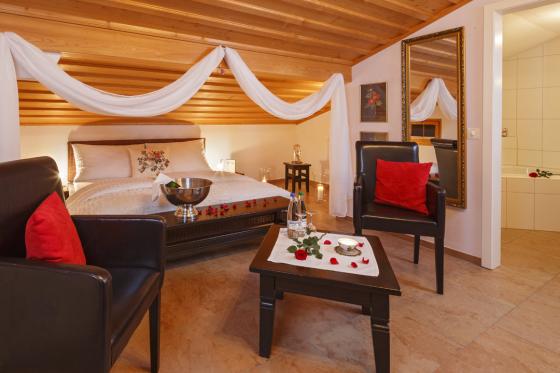 Séjour romantique Superior  - Avec 2 nuitées, bain Hot Pot et repas du soir aux chandelles  6 