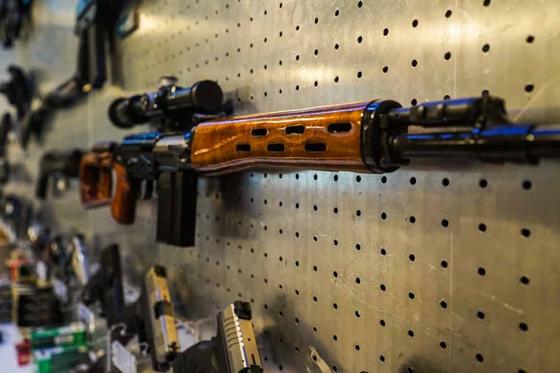 Indoor Schiessanlage - 3 Waffen nach Wahl, Mi-Fr 3 