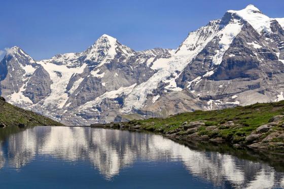 Helikopterflug  - Die Wunder des Berner Oberlandes - Abfahrt von Gruyères oder Sion 2 