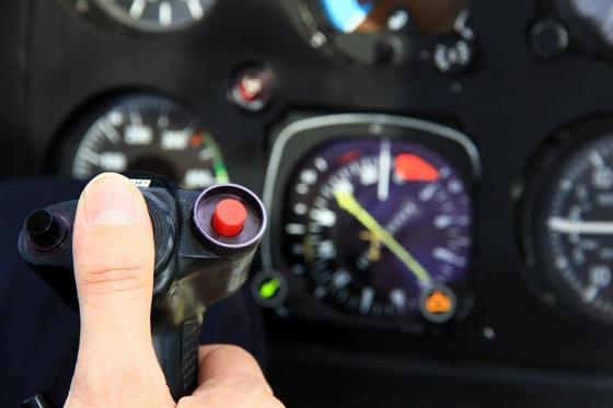 Helikopter selber fliegen - Gutschein 30 Min. 1 Person 6 