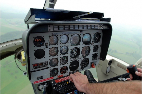 Helikopter selber fliegen - Gutschein 40 Min. 1 Person 4 