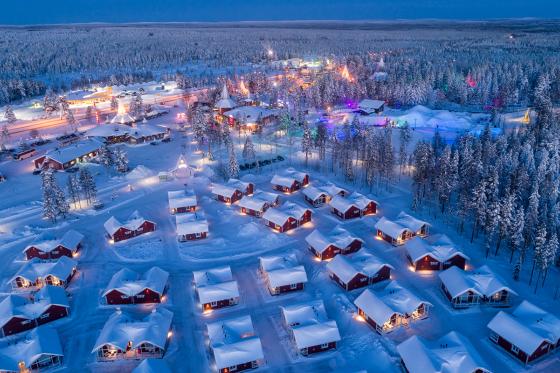 Visita da Babbo Natale - 3 notti in hotel, visita del villaggio di Babbo Natale e del ristorante di ghiaccio 3 