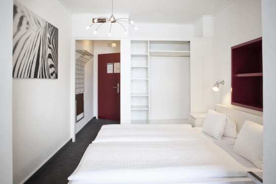 DAVOS: Hotel & Skipass - Kurzurlaub für zwei Personen 1 