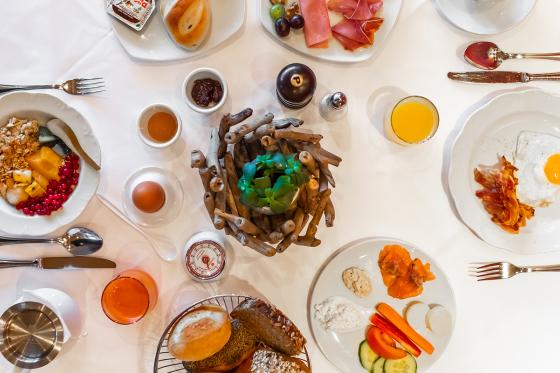 2 Nächte im Wellnesshotel - inkl. 5-Gang-Menü + Arosa all inclusive Card |Sommer 11 