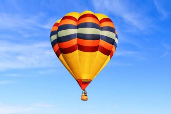 Panorama Rundflug - im Heissluftballon für 1 Person  