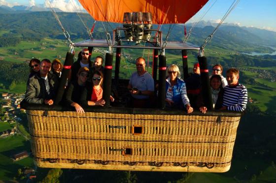 Panorama Rundflug - im Heissluftballon für 1 Person 4 