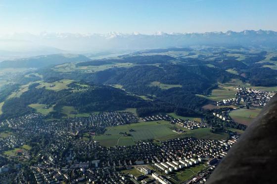 Panorama Rundflug - im Heissluftballon für 1 Person 10 