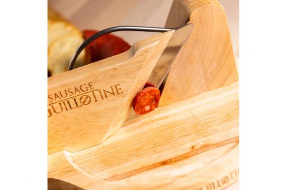 Trancheuse de saucisse - en bois 3 