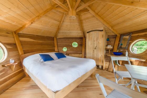 Pernottare in una capanna sull'acqua - 1 notte con colazione per 2 persone 8 