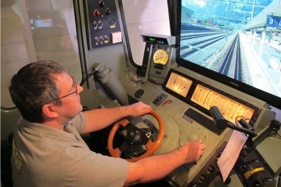 SBB Lokomotive selber steuern - im professionellen Zug Simulator  