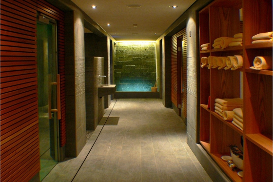 Séjour romantique à Grindelwald - Hôtel 5* Schweizerhof avec dîner aux chandelles et spa privé 6 