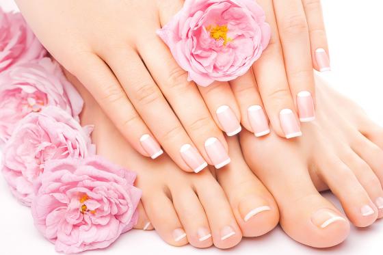 Maniküre und Pediküre - inkl. Willkommensgetränk 1 