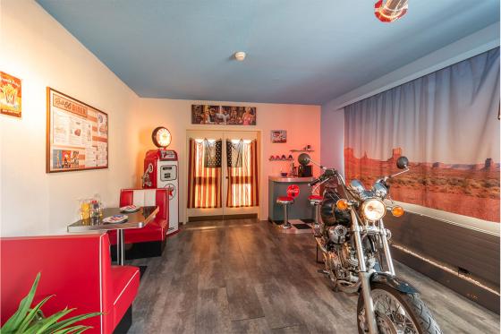 Privat-Wellness in eigener Suite - inkl. Übernachtung in der Route 66 Suite & 3-Gang Menü 2 