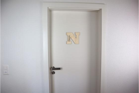 Türschild Buchstabe - mit Gravur 2 