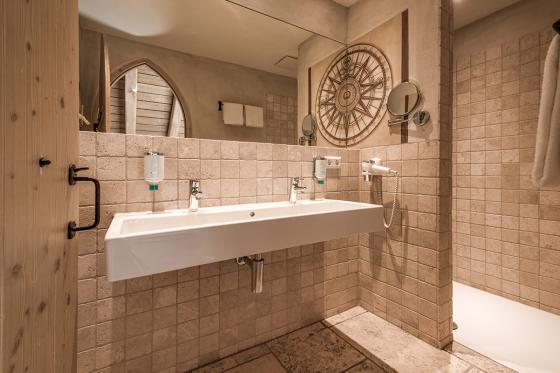 Mittelalter Übernachtung - inkl. Frühstucksbuffet im Themenzimmer für 2 Personen 8 